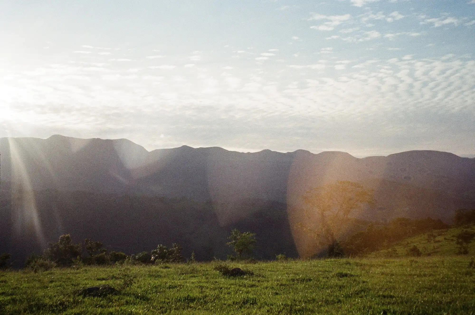Vista dos campos para a serra